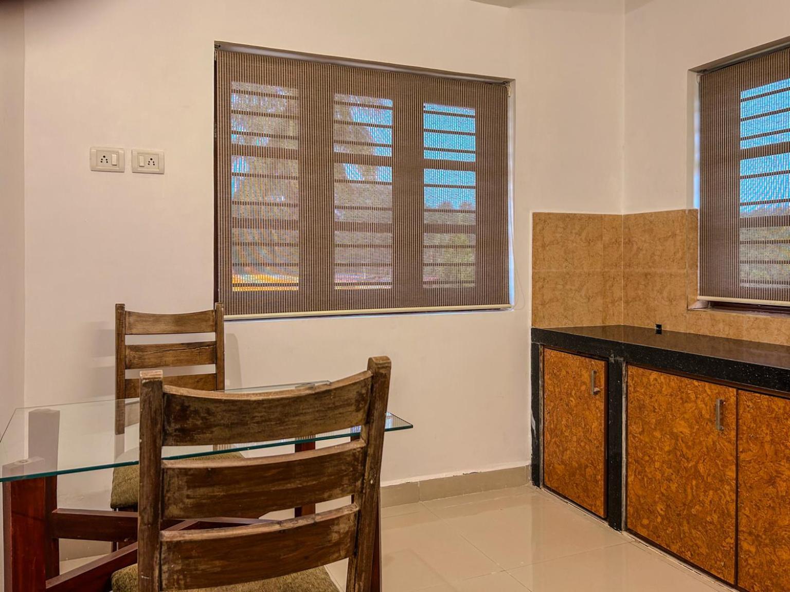 La Costa Residency Hotel Andzsuna Kültér fotó