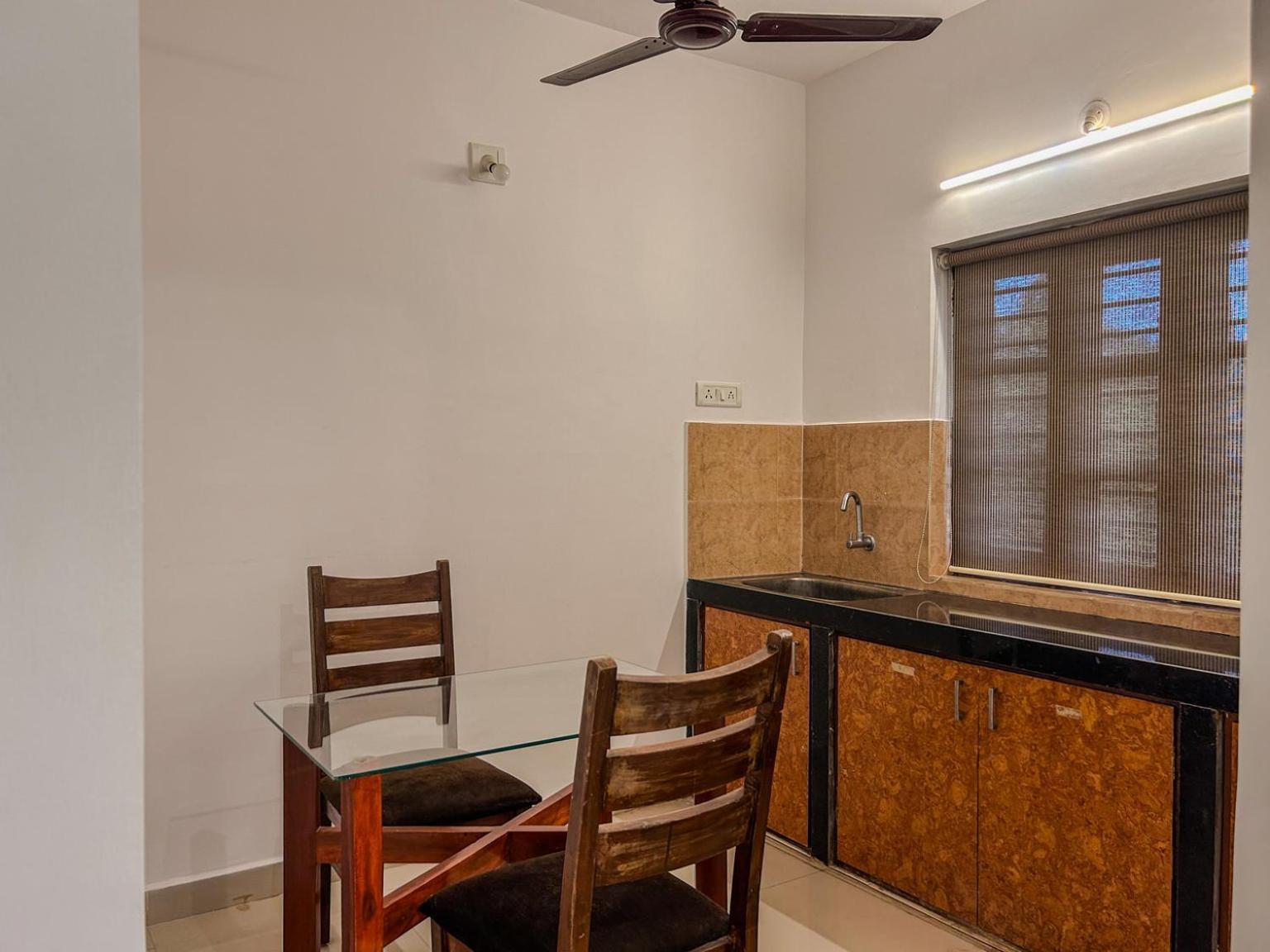 La Costa Residency Hotel Andzsuna Kültér fotó