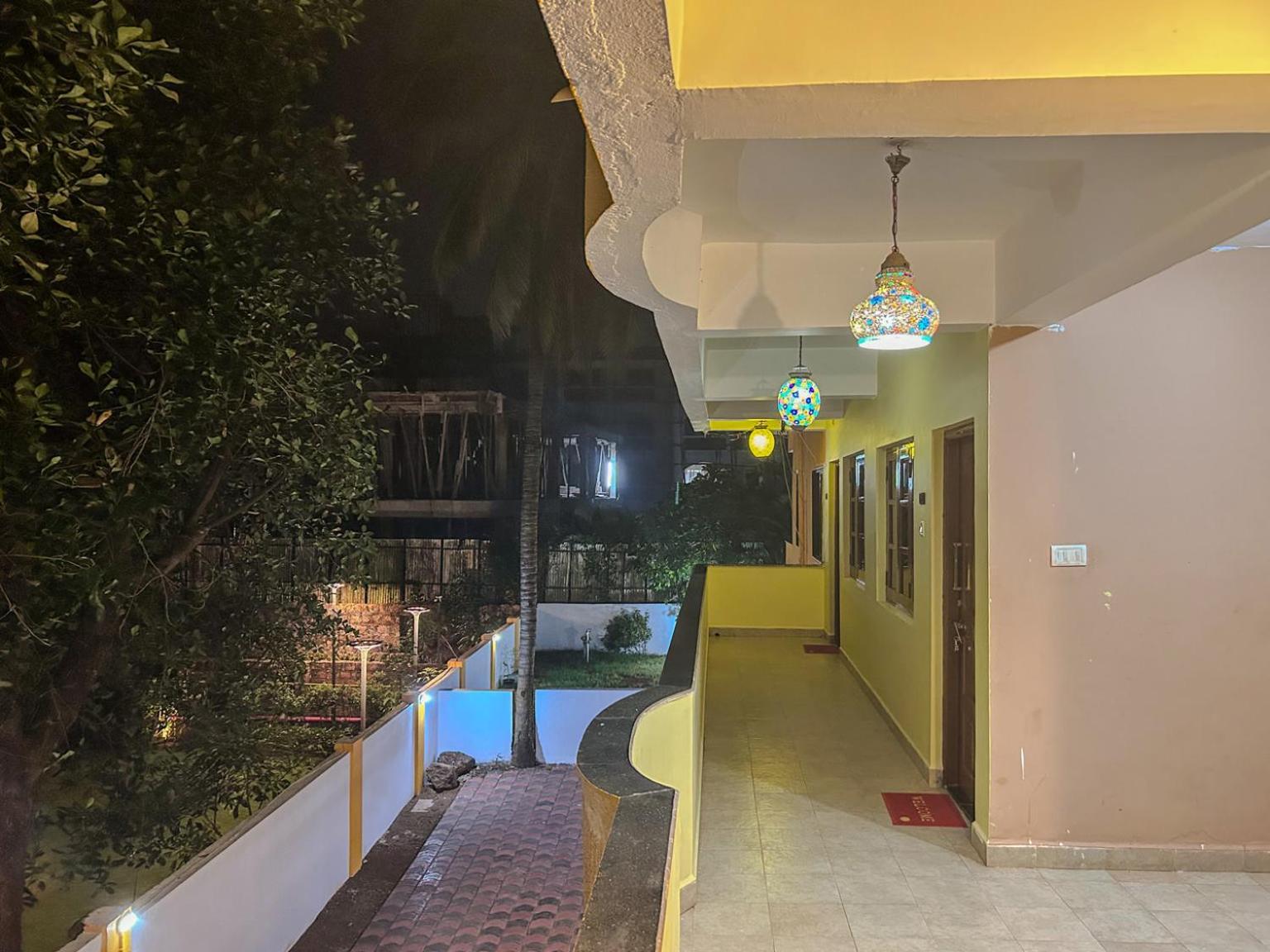 La Costa Residency Hotel Andzsuna Kültér fotó