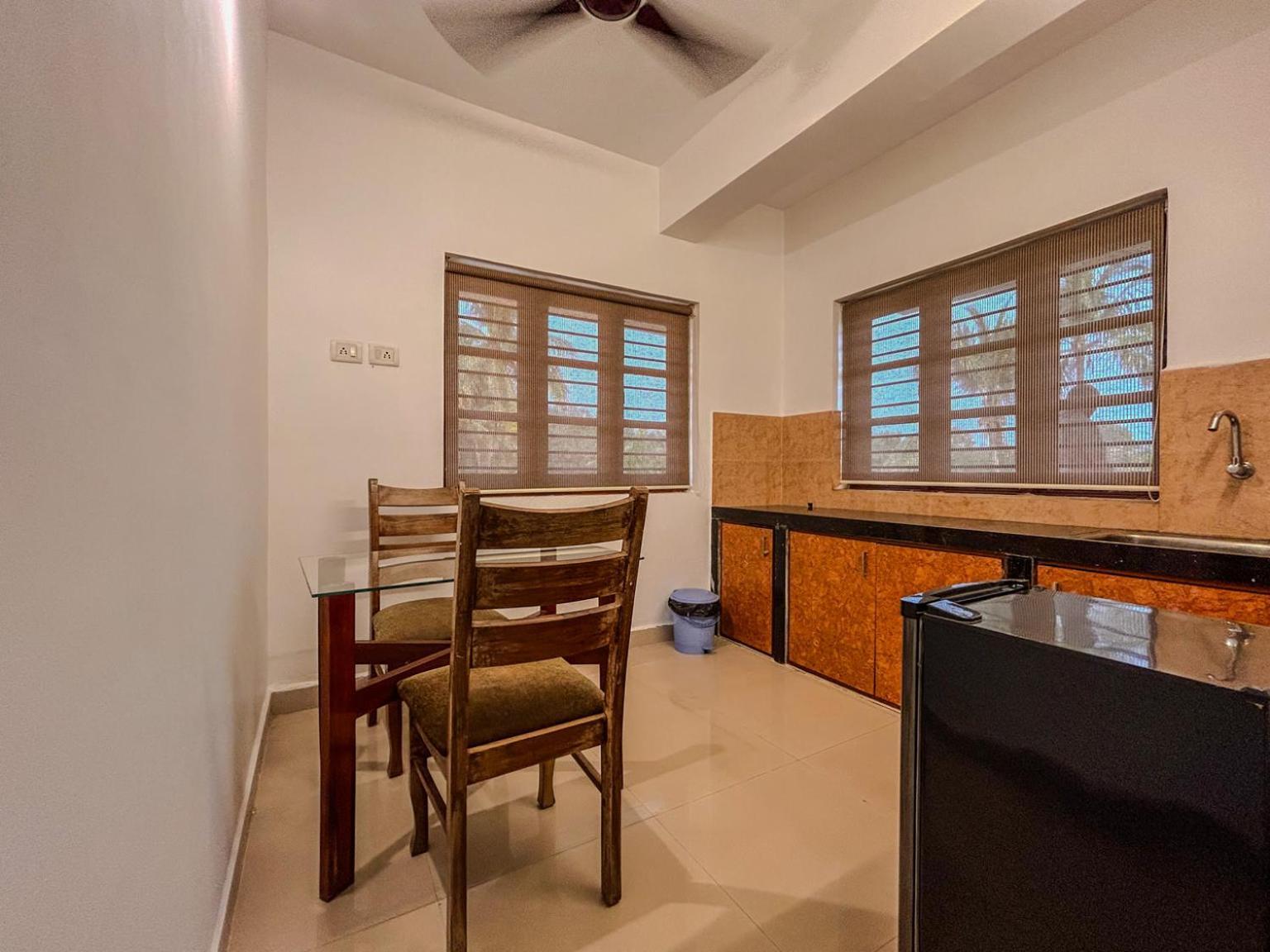 La Costa Residency Hotel Andzsuna Kültér fotó