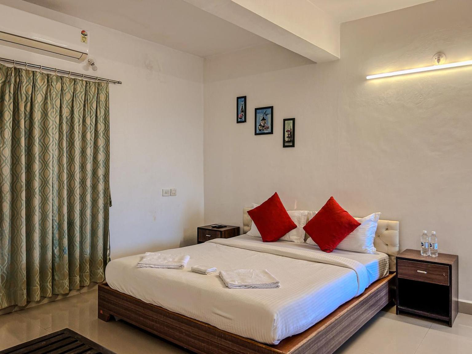 La Costa Residency Hotel Andzsuna Kültér fotó
