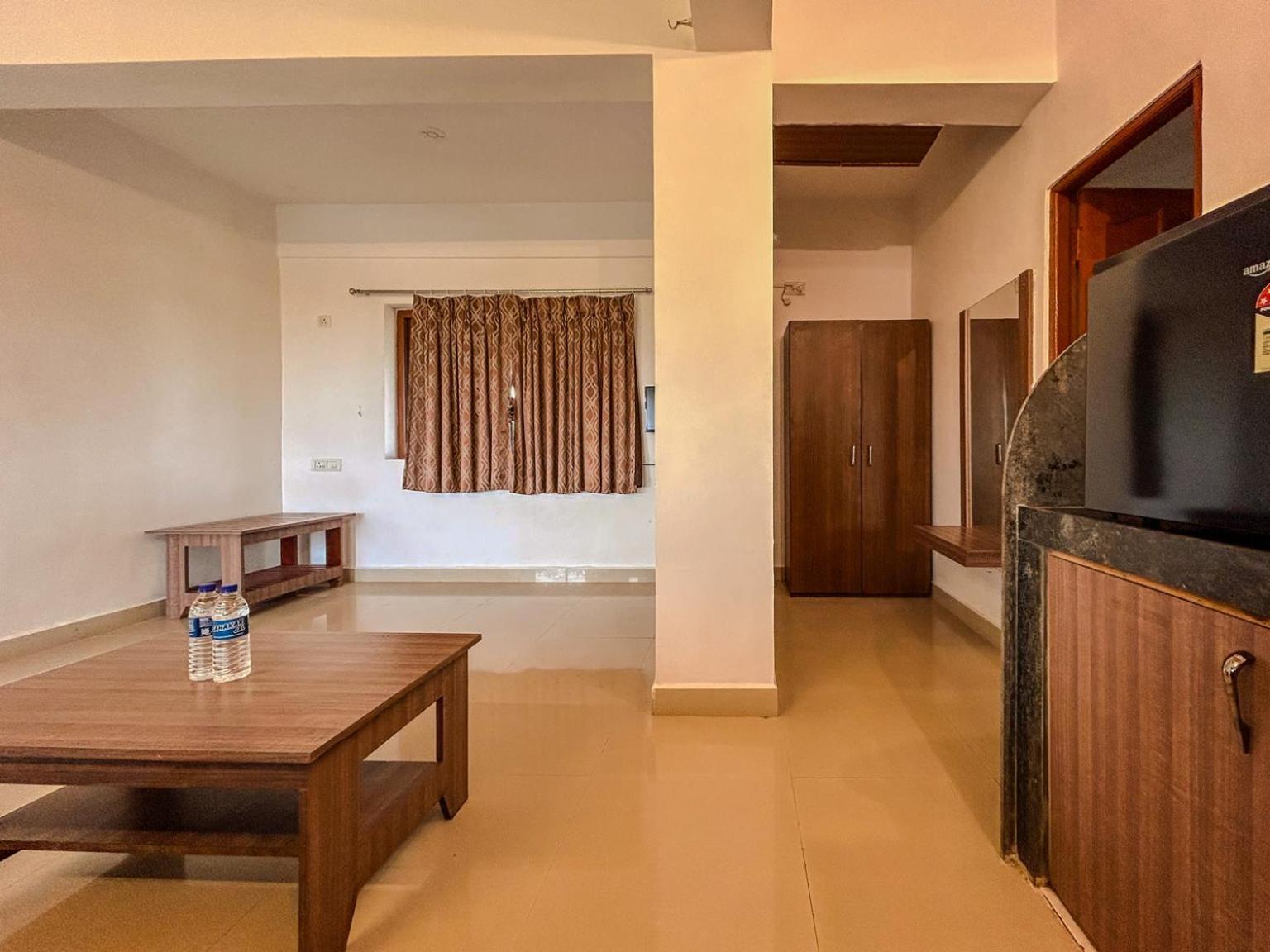La Costa Residency Hotel Andzsuna Kültér fotó