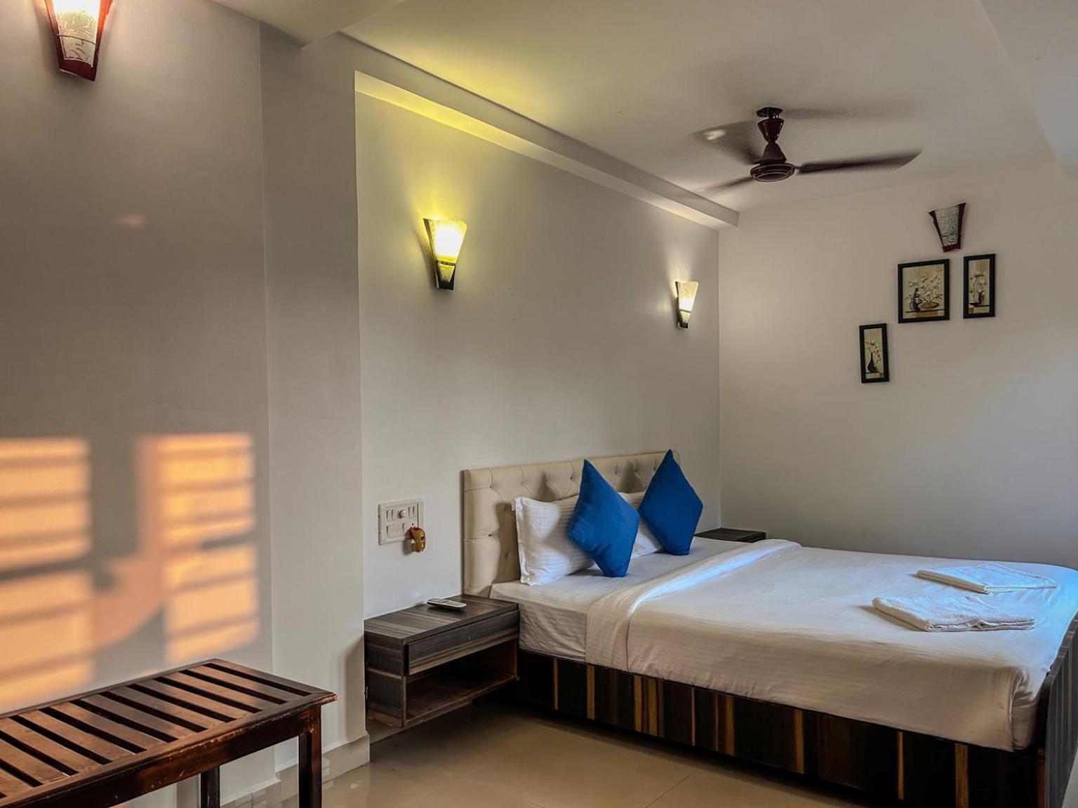 La Costa Residency Hotel Andzsuna Kültér fotó
